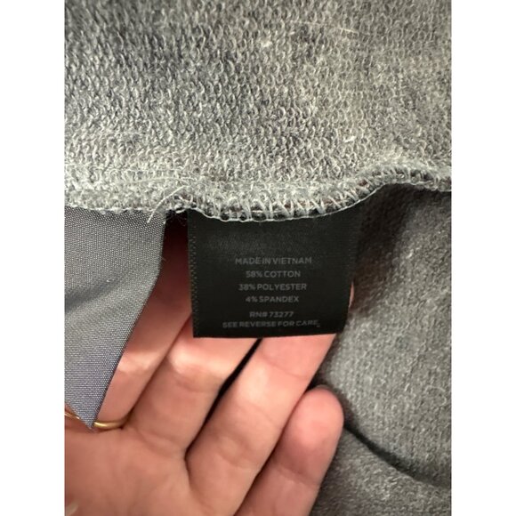 Simply Vera Vera Wang XL Floral Gray Sweatshirt With Embellishments - Picture 13 of 15